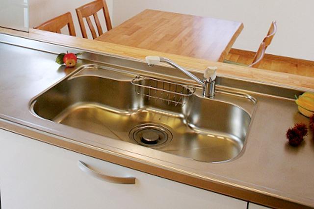 キッチンの修理事例｜ディスポーザー水漏れ修理